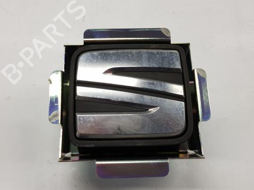 Used Tailgate handle SEAT IBIZA V (KJ1, KJG) 1.6 (110 hp) 13524087