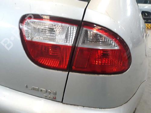 Right front fog light SEAT LEON (1M1) 1.9 TDI | BP760211C31 