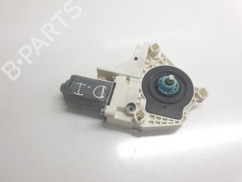 Rudehejsemotor forskærm venstre PORSCHE CAYENNE (92A) 4.8 Turbo (500 hp) 30438209