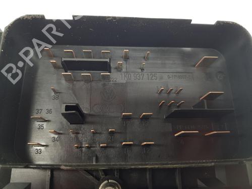 Fuse box VW GOLF PLUS V (5M1, 521) 2.0 TDI 16V | BP15214398E1 