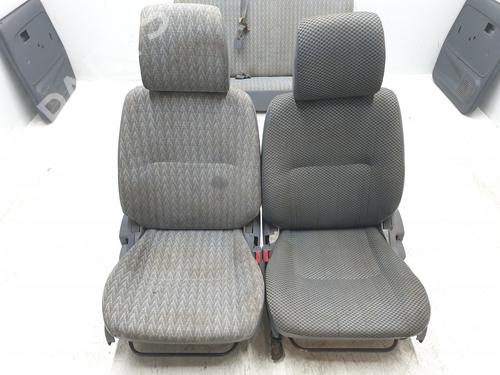 Seats set TOYOTA HILUX VI Pickup (_N1_) 2.5 D-4D (KDN150, KDN155, KDN190) | BP29710823C78 