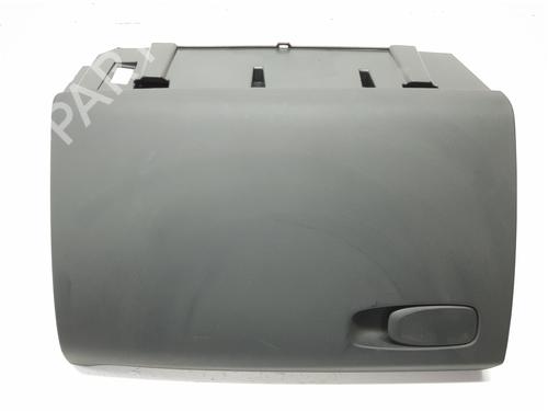 Used Glove box VOLVO V40 Hatchback (525) D2 (120 hp) 16943051