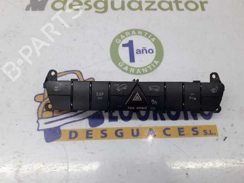 Used Warning switch MERCEDES-BENZ M-CLASS (W164) ML 320 CDI 4-matic (164.122) (224 hp) 7892541
