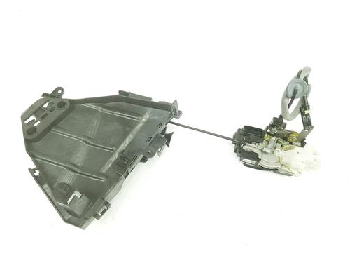 Used Front right lock VOLVO V40 Hatchback (525) D2 (114 hp) 11235923