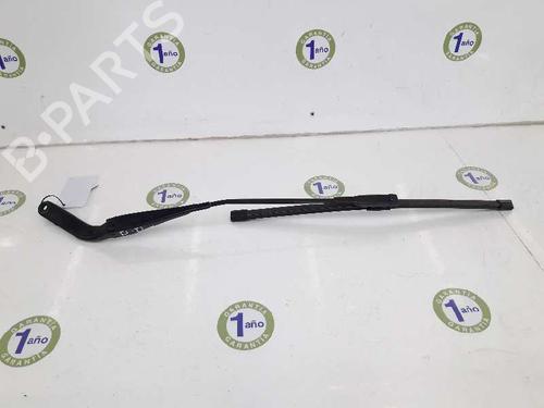 Used Front windshield wiper arm BMW 1 (E87) 118 d (143 hp) 7896023