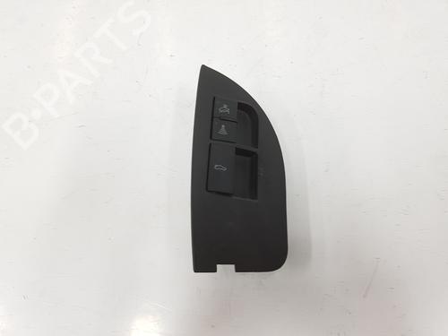 Used Switch AUDI A4 B7 Avant (8ED) 3.0 TDI quattro (233 hp) 11966661