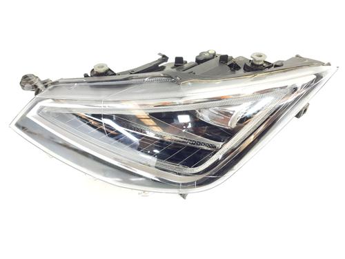 Used Left headlight SEAT ARONA (KJ7, KJP) [2017-2025]  27880186