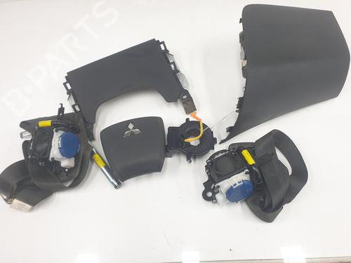 Used Airbag Kit MITSUBISHI L200 / TRITON (KJ_, KK_, KL_) 2.2 DI-D 4WD (150 hp) 29811087