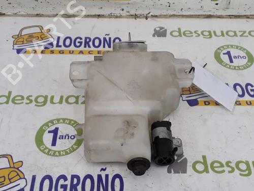 Used Windscreen washer tank MITSUBISHI PAJERO III (V7_W, V6_W) 3.2 Di-D (V68W, V78W) (165 hp) 7417590