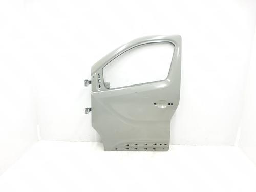 Used Left front door Left front door RENAULT TRAFIC III Bus (JG_) [2014-2026] 17478590 17478590