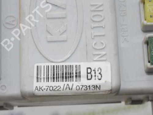Fuse box KIA SORENTO I (JC) 2.5 CRDi | BP1885748E1