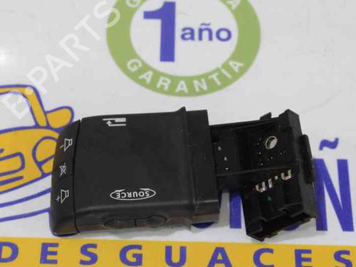 Steering wheel controls RENAULT MEGANE II Saloon (LM0/1_) 1.9 dCi (LM0G, LM1G, LM2C) | BP1638909E15 