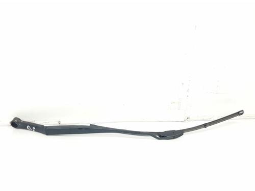 Used Front windshield wiper arm KIA SPORTAGE III (SL) 1.7 CRDi (116 hp) 11843401