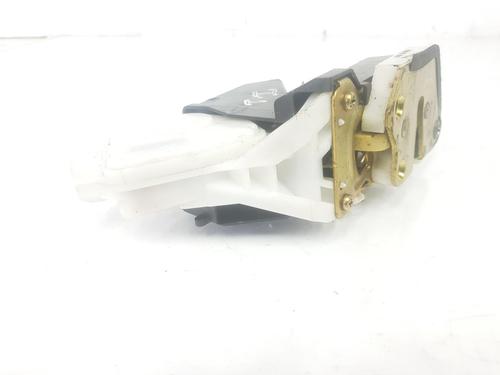 Rear left lock MITSUBISHI PAJERO III (V7_W, V6_W) 3.2 Di-D (V68W) | BP13687903C100 