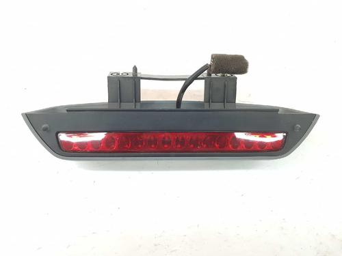 Used Rear center light KIA CARENS II MPV (FJ) 2.0 CRDi (113 hp) 10975400