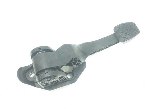 Used Clutch pedal SEAT IBIZA V (KJ1, KJG) 1.0 TSI (116 hp) 18907635