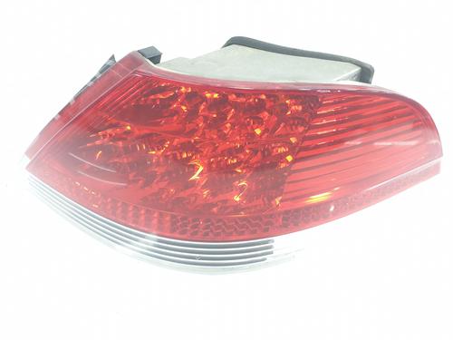 Used Right taillight BMW 7 (E65, E66, E67) 745 i, Li (333 hp) 20710201