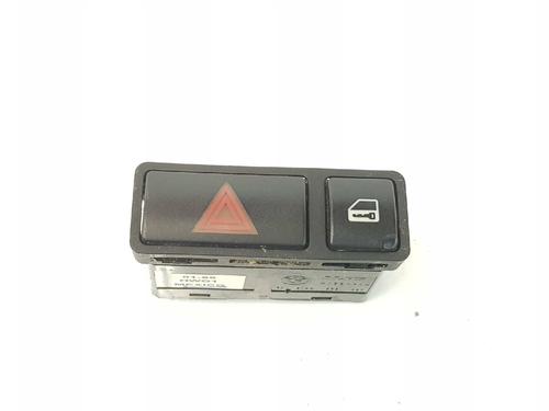 Used Warning switch BMW 3 Coupe (E46) 328 Ci (193 hp) 13096707