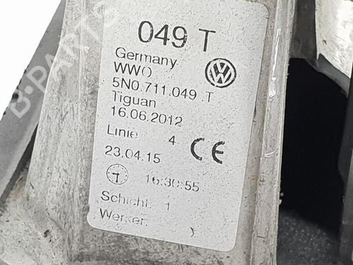 Gear lever AUDI Q3 (8UB, 8UG) 2.0 TDI quattro | BP22901104M90 