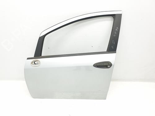 Used Left front door FIAT GRANDE PUNTO (199_) 1.4 (199AXB11, 199AXB1A, 199BXB1A, 199AXL1A) (77 hp) 17871373