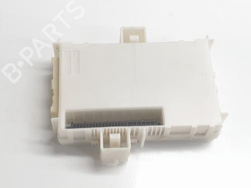 Used Electronic module TOYOTA HILUX VIII Pickup (_N1_) 2.4 D (GUN112_, GUN122_, GUN135_, GUN120_, GUN135R,... (150 hp) 30706638