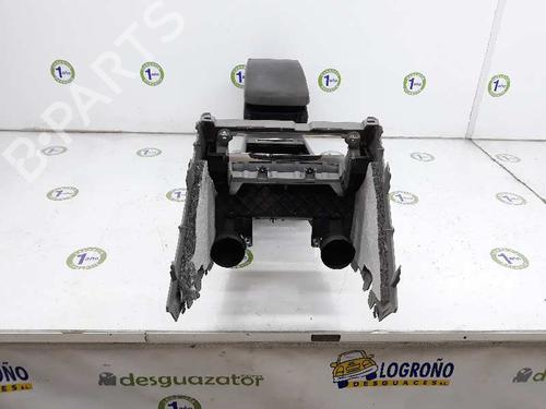 Armrest / Center console VW PASSAT B6 (3C2) 2.0 TDI | BP7152617I20 
