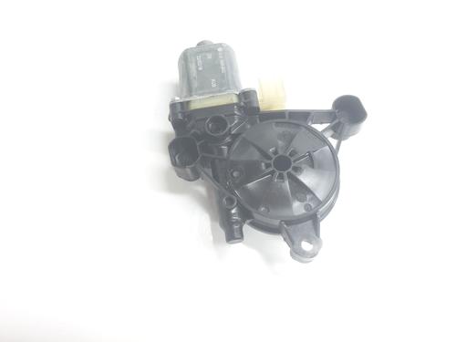 Used Right rear window motor Right rear window motor AUDI A3 Limousine (8VS, 8VM) 1.6 TDI (115 hp) 33119492 33119492