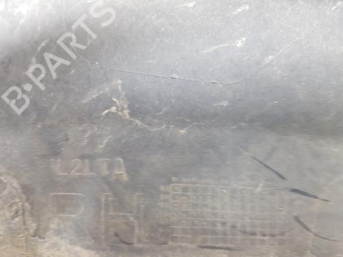 Rear right wheel arch trim LAND ROVER DISCOVERY III (L319) 2.7 TD 4x4 | BP8049639C137