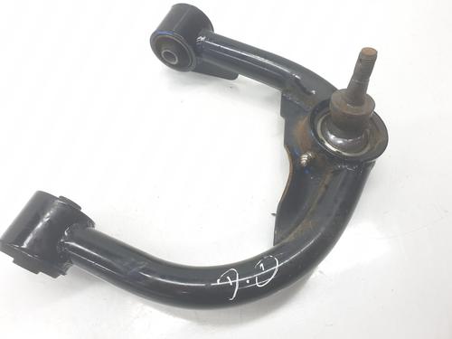 Used Right front suspension arm TOYOTA LAND CRUISER PRADO (_J12_) [2002-2010]  31173879