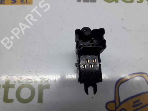 Left rear window switch NISSAN X-TRAIL II (T31) 2.0 dCi 4x4 | BP2679381I29 