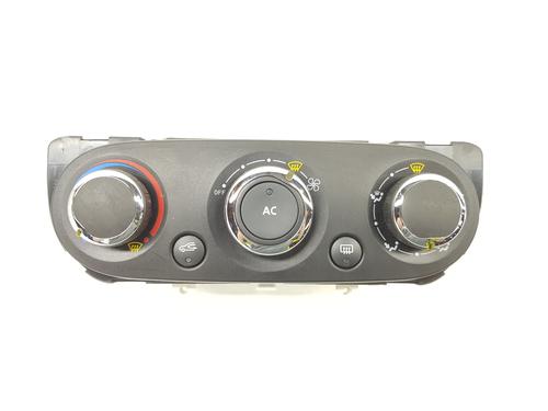 Used Climate control RENAULT CLIO IV (BH_) 1.2 16V (73 hp) 19097387