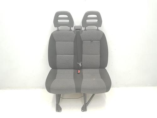 Used Right front seat FIAT DUCATO Bus (250_) 140 Multijet 2,3 D (140 hp) 17668577