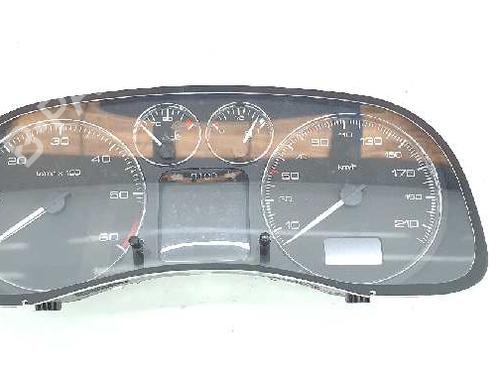 Used Instrument cluster PEUGEOT 307 Break (3E) [2002-2009]  8138690