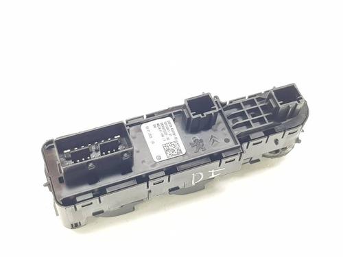 Left front window switch CITROËN C4 III (BA_, BB_, BC_) 1.2 Hybrid 136 (BAHPYJ) | BP39074318I27 - Image 3