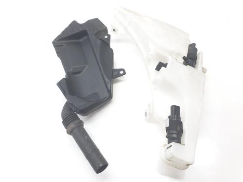 Windscreen washer tank AUDI A6 C7 (4G2, 4GC) 2.0 TDI | BP29596085C113 
