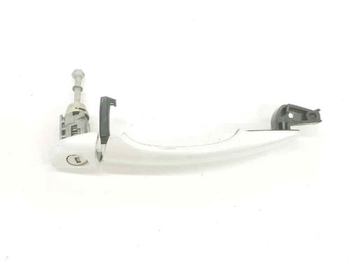 Front left exterior door handle PEUGEOT 308 SW II (LC_, LJ_, LR_, LX_, L4_) 1.6 HDi / BlueHDi 115 (LCBHXM, LCBHXT) 1609240280  | 1609240280  | COLOR BLANCO KWE  |