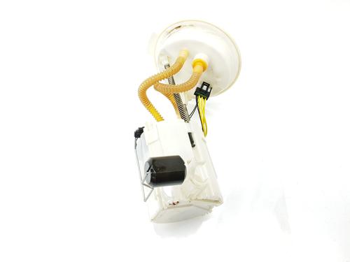 Used Fuel pump BMW 1 (F21) 118 d (150 hp) 23258871