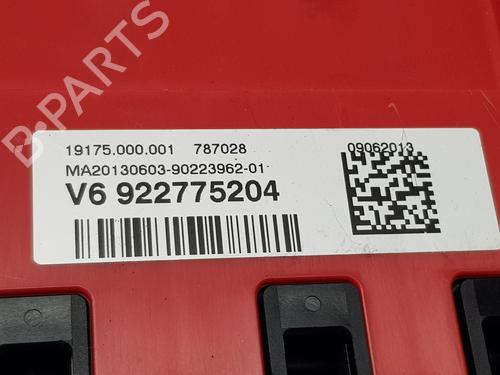 Fuse box BMW 1 (F21) 118 d | BP22806040E1 