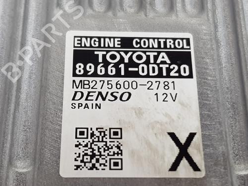 Engine control unit (ECU) TOYOTA YARIS (_P13_) 1.5 Hybrid (NHP130_) | BP24801942M57 