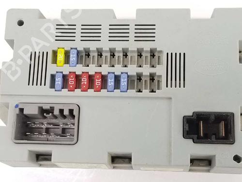 Fuse box LAND ROVER DISCOVERY SPORT (L550) 2.0 D 4x4 | BP7229057E1 