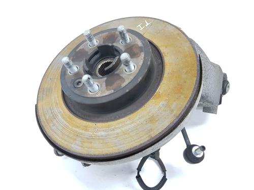 Used Left rear steering knuckle LAND ROVER DISCOVERY SPORT (L550) 2.2 D 4x4 (150 hp) 27640760