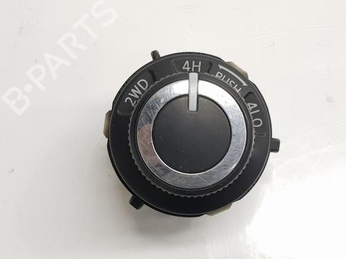 Switch NISSAN NAVARA NP300 (D40)  | BP26660535I30 