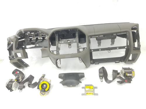 Kollisonspute sett MITSUBISHI PAJERO III (V7_W, V6_W) 3.2 Di-D (V68W, V78W) | BP17952768C86 