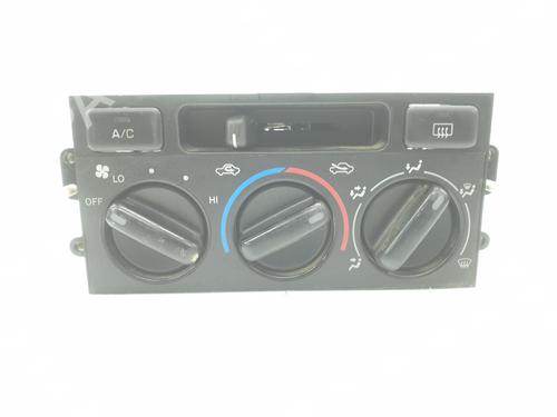 Used Climate control TOYOTA LAND CRUISER 90 (_J9_) 3.0 TD (KZJ90_, KZJ95_, KZJ90R, KZJ95R, KZJ90W, KZJ95W) (125 hp) 9238999