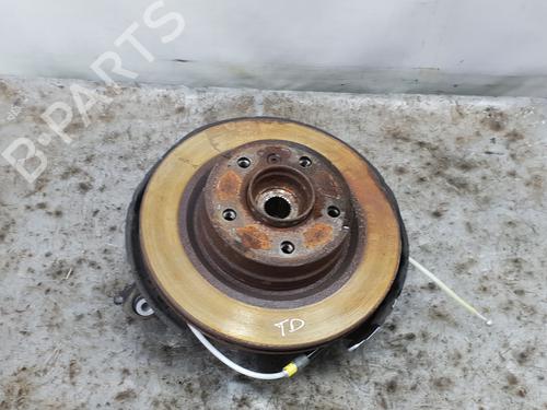 Used Right rear steering knuckle BMW 3 (F30, F80) 318 d (143 hp) 22762792