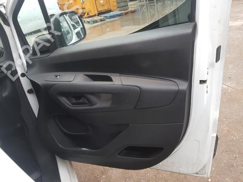Electronic module PEUGEOT PARTNER Box Body/MPV | BP35814044M83 - Image 27