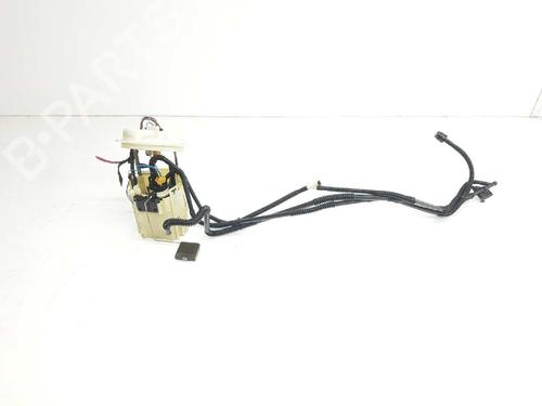 Used Fuel pump MERCEDES-BENZ GLK-CLASS (X204) 320 CDI 4-matic (204.983) (224 hp) 6968480