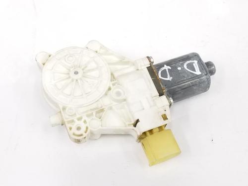 Right front window motor BMW 1 (F21) 118 d | BP13896082E20 