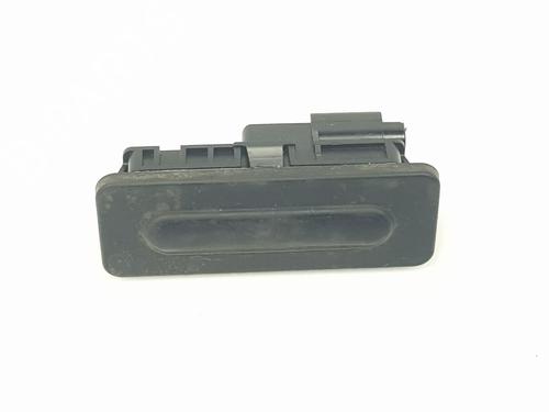 Used Tailgate handle PEUGEOT 208 I (CA_, CC_) 1.6 HDi / BlueHDi 75 (75 hp) 17043270