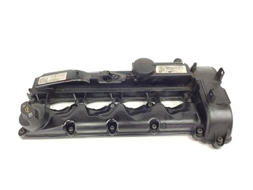 Used Valve cover MERCEDES-BENZ A-CLASS (W176) A 200 CDI / d (176.008) (136 hp) 28544067